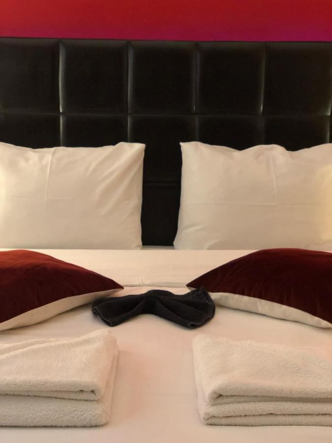 Sweet Luxury Apartment เทสซาโลนิกิ ภายนอก รูปภาพ